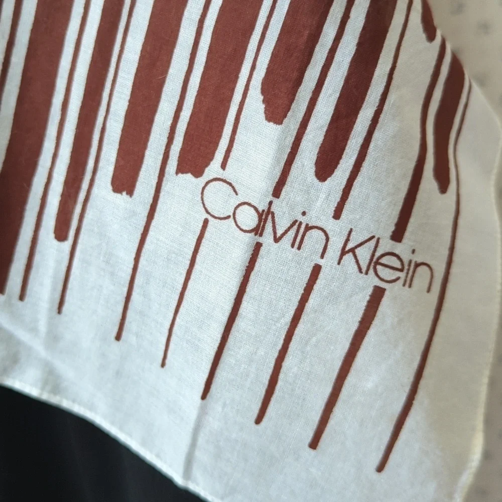 Calvin Klein vintage white brown scarf 26